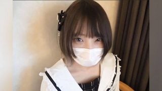 FC2PPV-3270472 【ハメ撮り・中出し】ニーハイソックスが似合う18歳スレンダー□り美○女に連続中出し